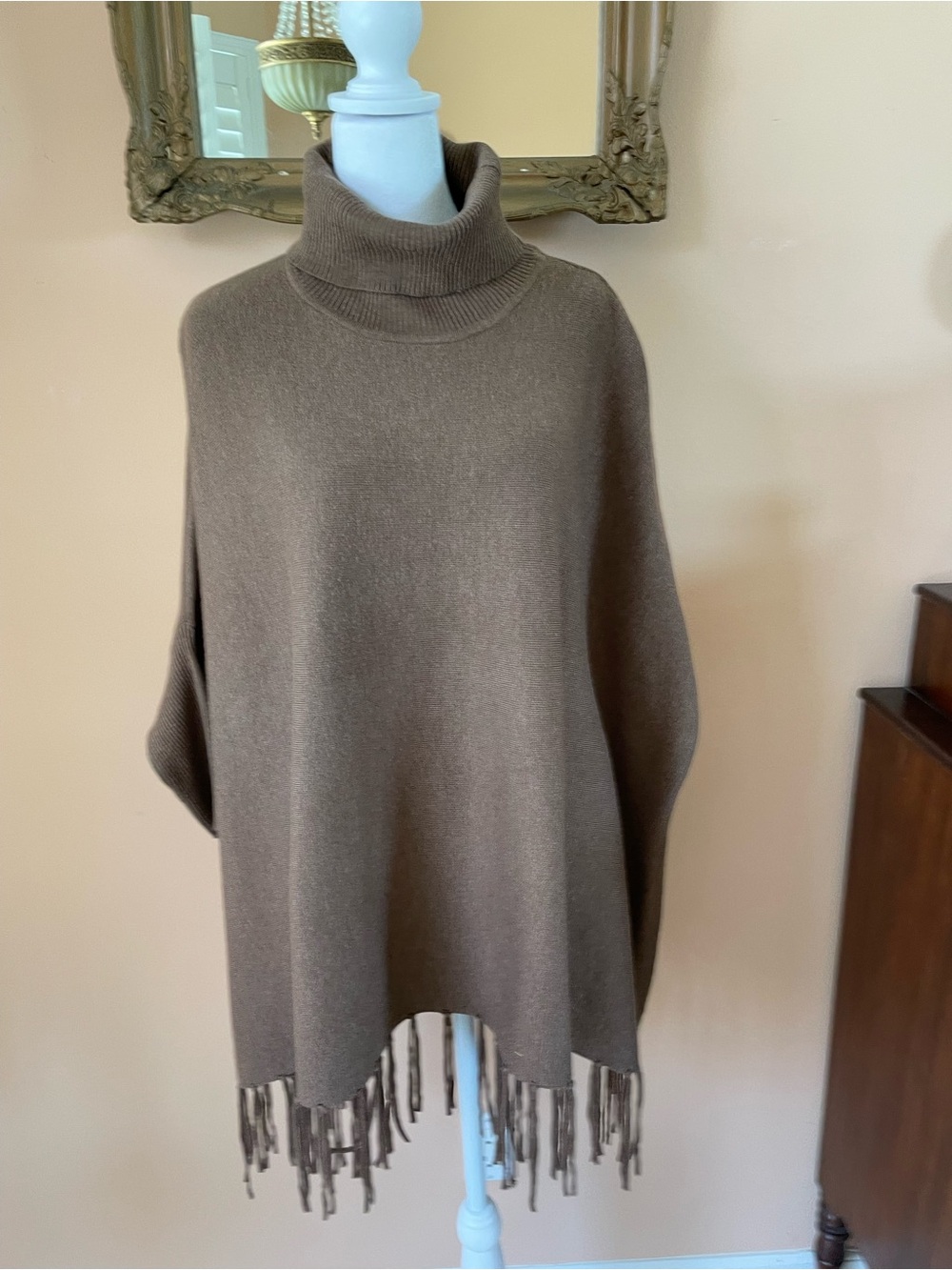 Joan Vass Soft Brown Acrylic Wool Turtleneck Fringe Poncho Sweater Lg/XL